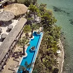 Hotel Gloria Maris And 4*