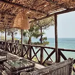 Hotel Gloria Maris And