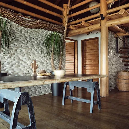 Gloria Maris And Hotel 4*