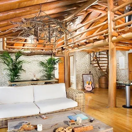 Gloria Maris And Hotel 4*